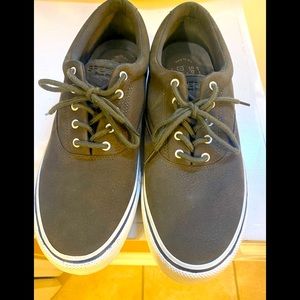 Sperry Men like new Green size 13 shoes. In excellent shape